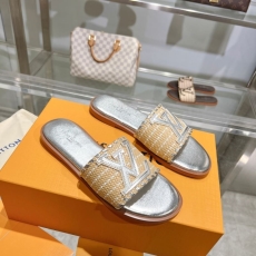 Louis Vuitton Slippers